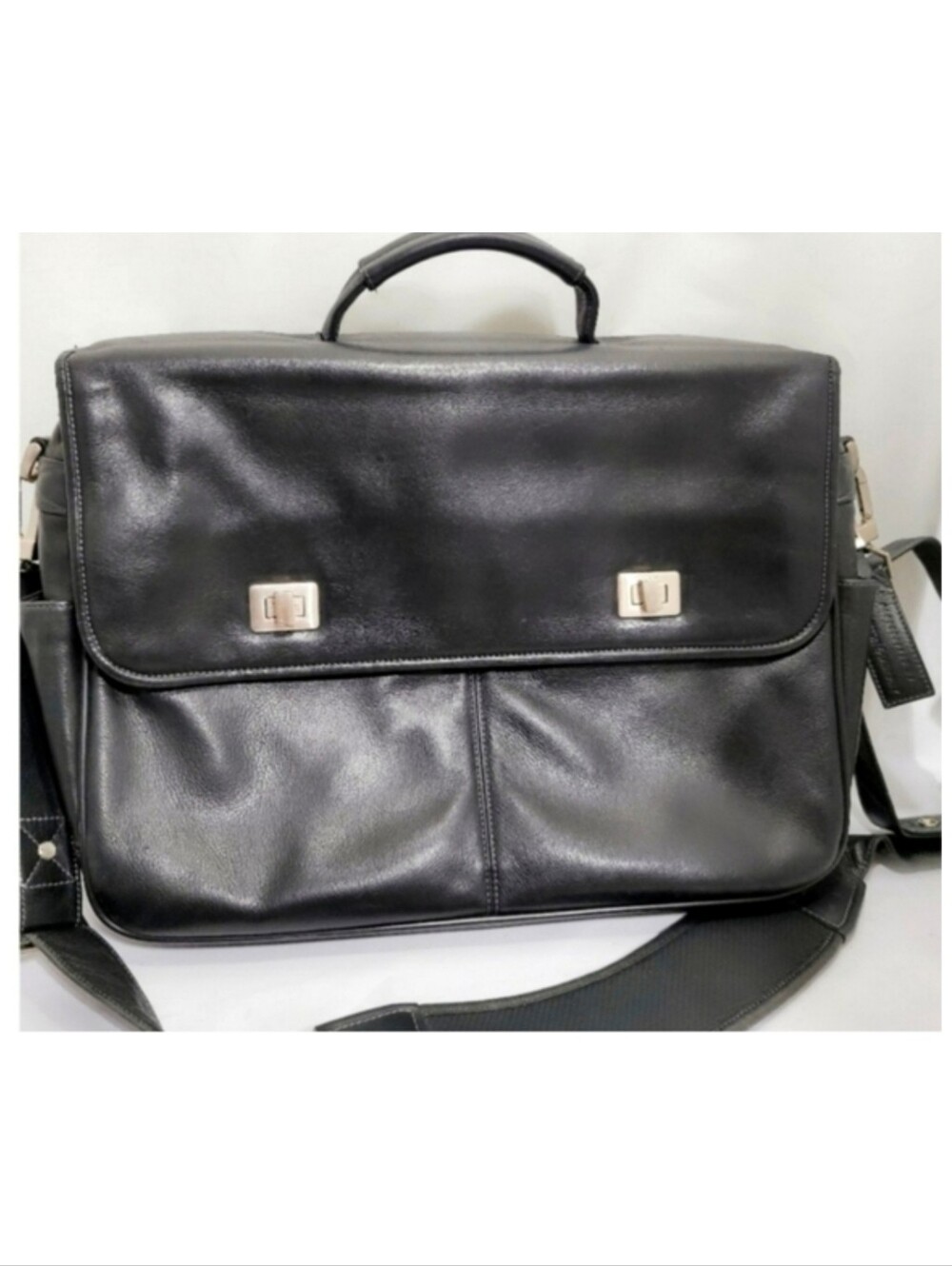 Johnston & Murphy Leather Messenger Briefcase w/ shoulder strap Black